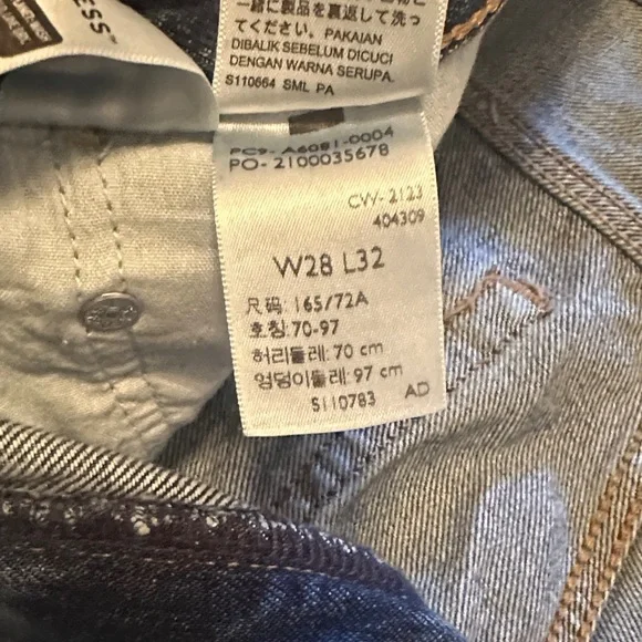 Levi's Ribcage Wide Leg High Rise Jeans - Picture 4 of 9